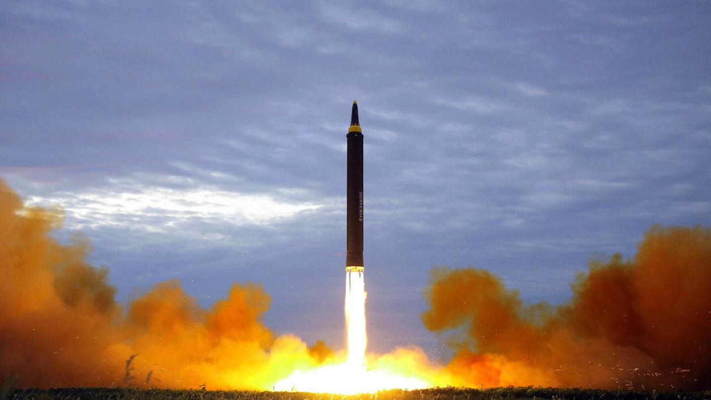Il missile balistico Hwasong 12