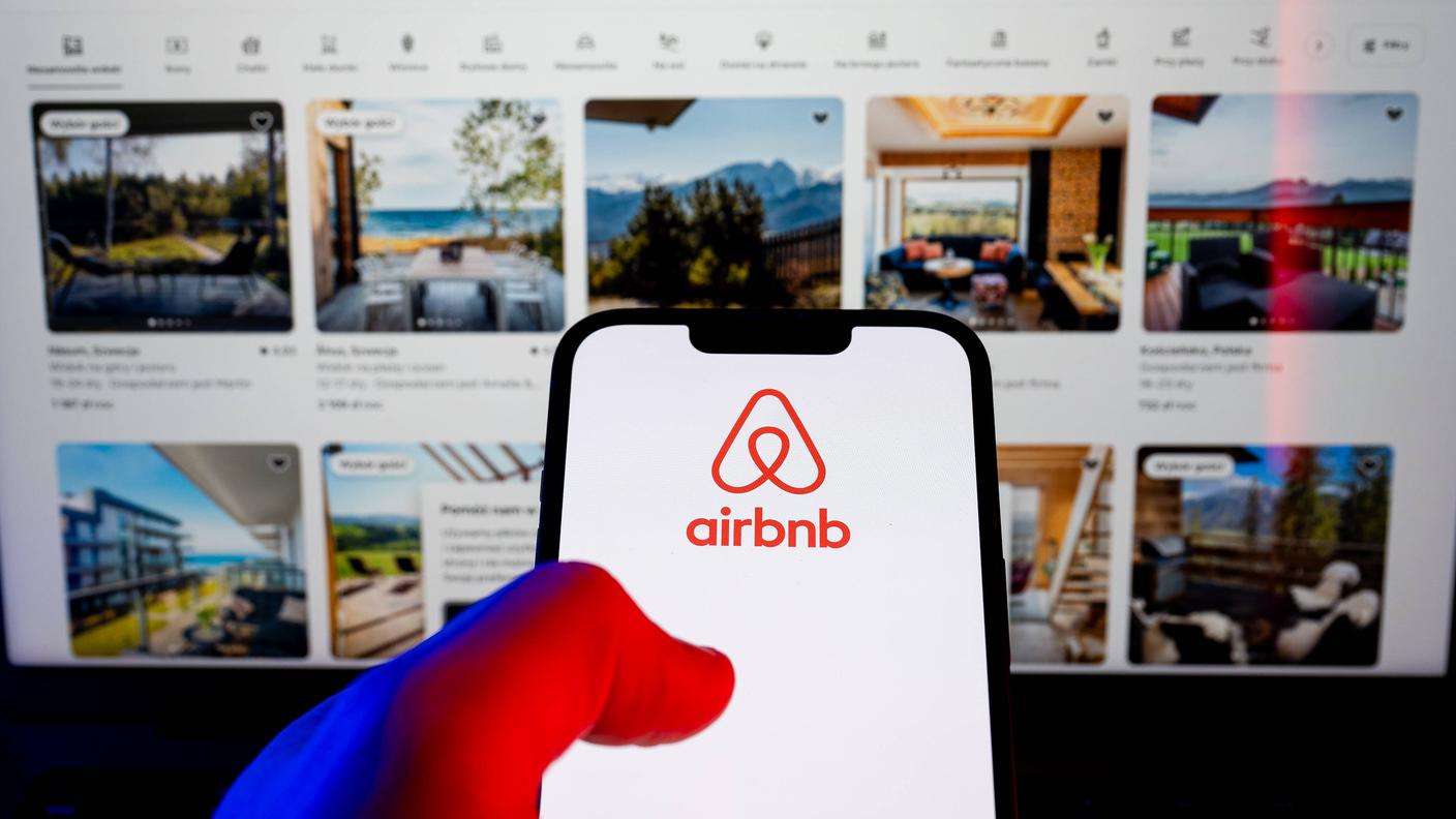 È dal 2007 che Airbnb mette in contatto turisti e proprietari di case di vacanza