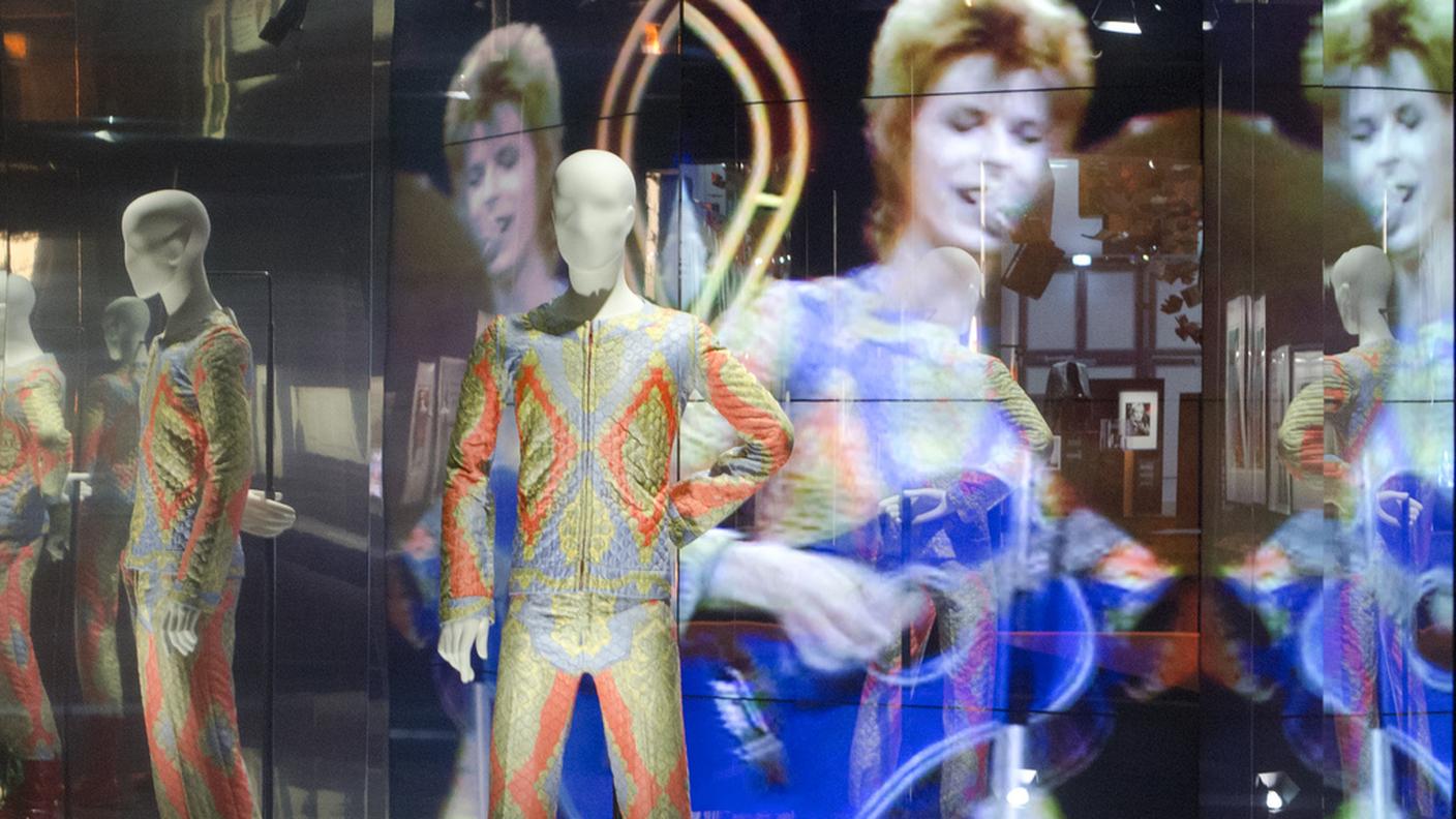Costumi di scena dell'artista esposti a Parigi nel 2013
