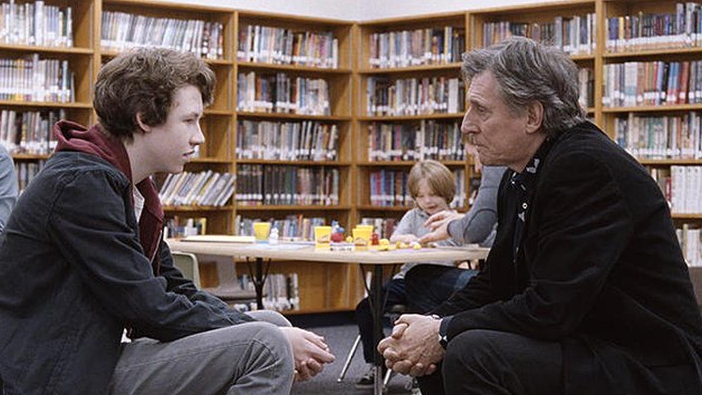 Gabriel Byrne in Louder than Bombs (con il giovane protagonista