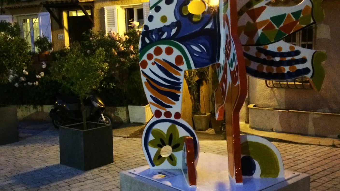 mougins9