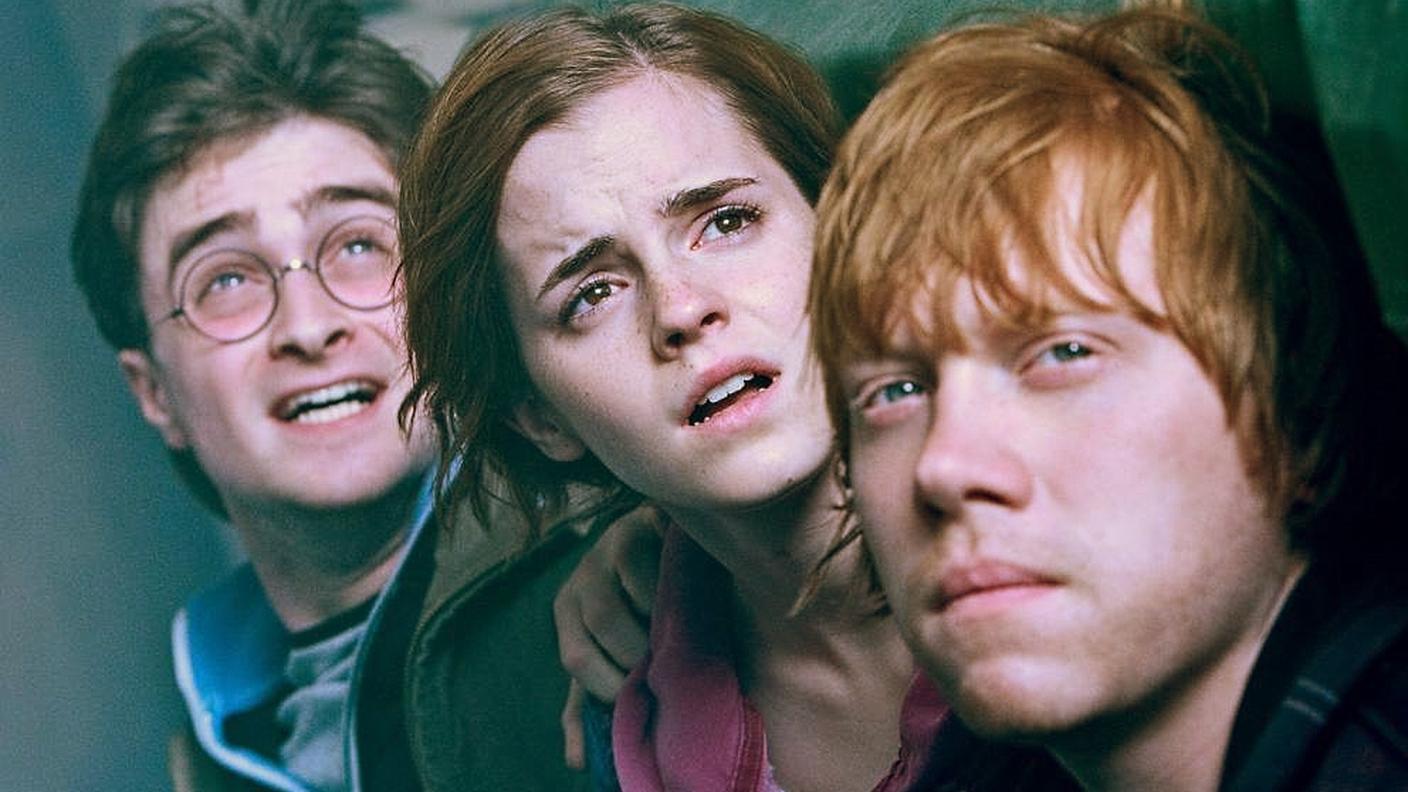 Lo storico trio in versione cinematografica: Harry Potter, Hermione e Ron, interpretati da Daniel Radcliffe, Emma Watson e Rupert Grint