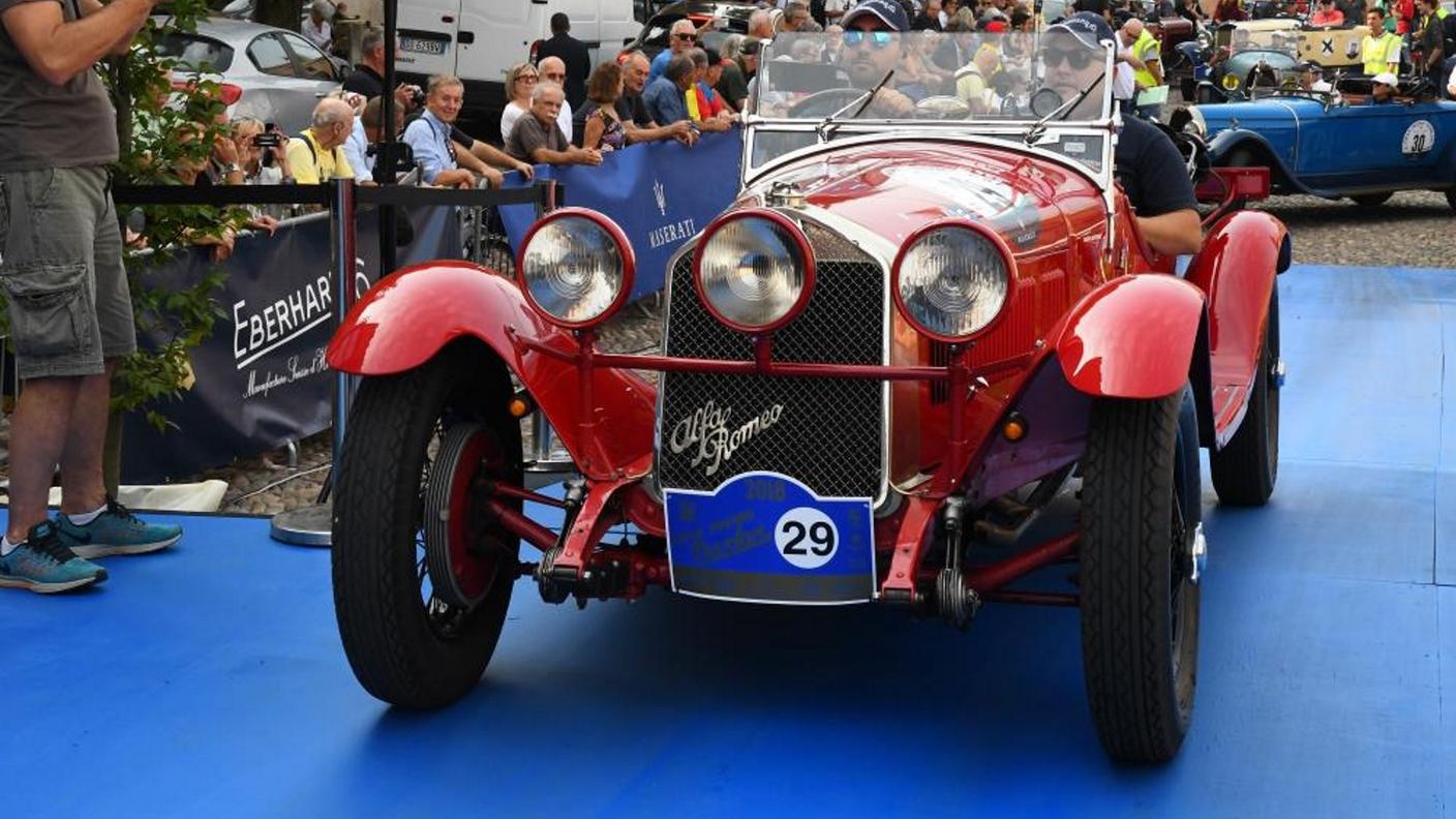 È pronta a partire per il G.P. Nuvolari un'Alfa Romeo 6C 1750 SS Zagato del 1929