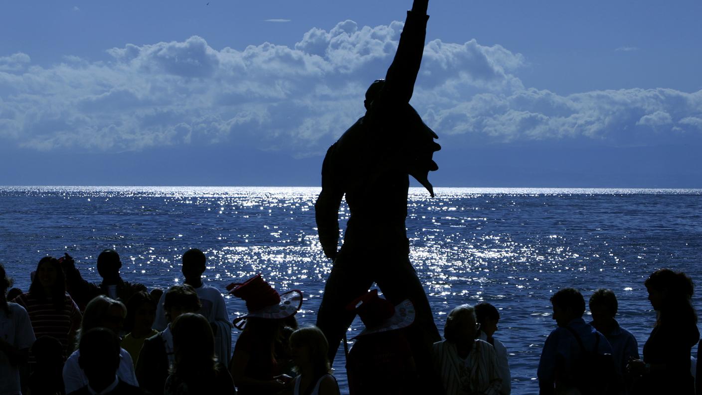 La statua di Mercury a Montreux
