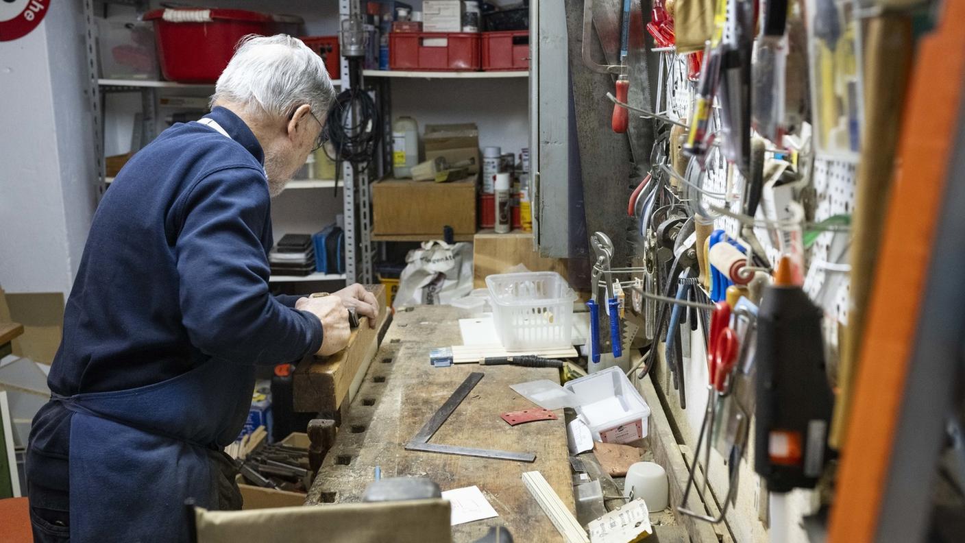 Sono quasi 300’000 le persone in Svizzera che non possono godersi una meritata pensione