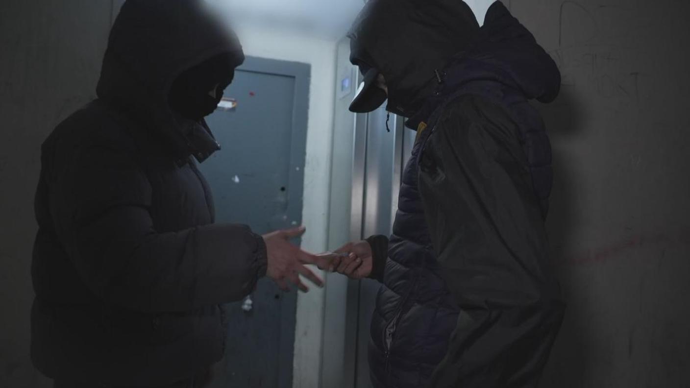 Le bande di narcotrafficanti reclutano adolescenti per lo spaccio, ma anche come assassini
