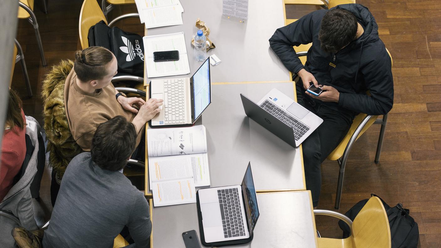 Con la diffusione dell'uso dell'IA, il corpo docente deve ripensare i metodi di valutazione