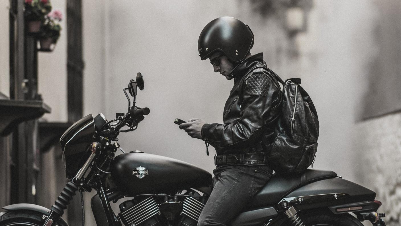 Una vera Dark Custom