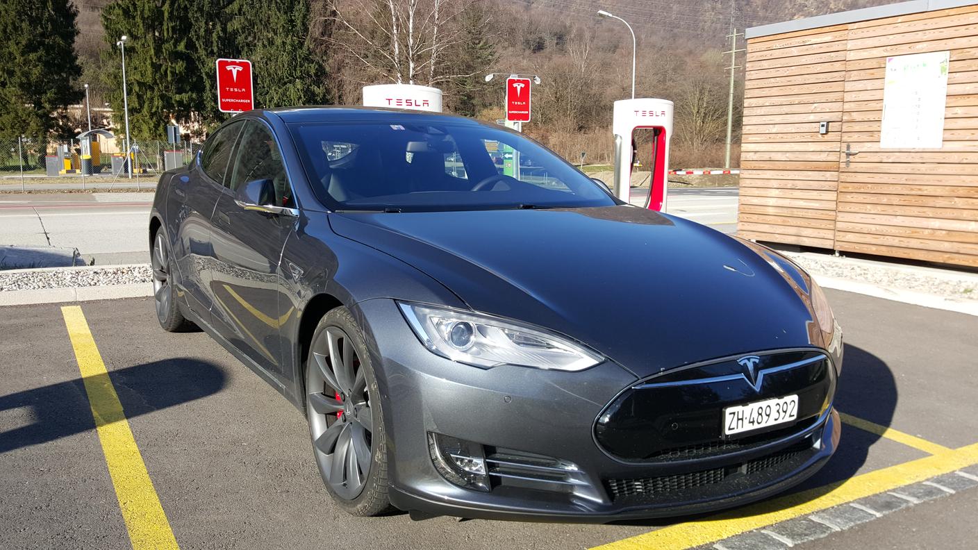 Uno dei Supercharger si trova al Monte Ceneri