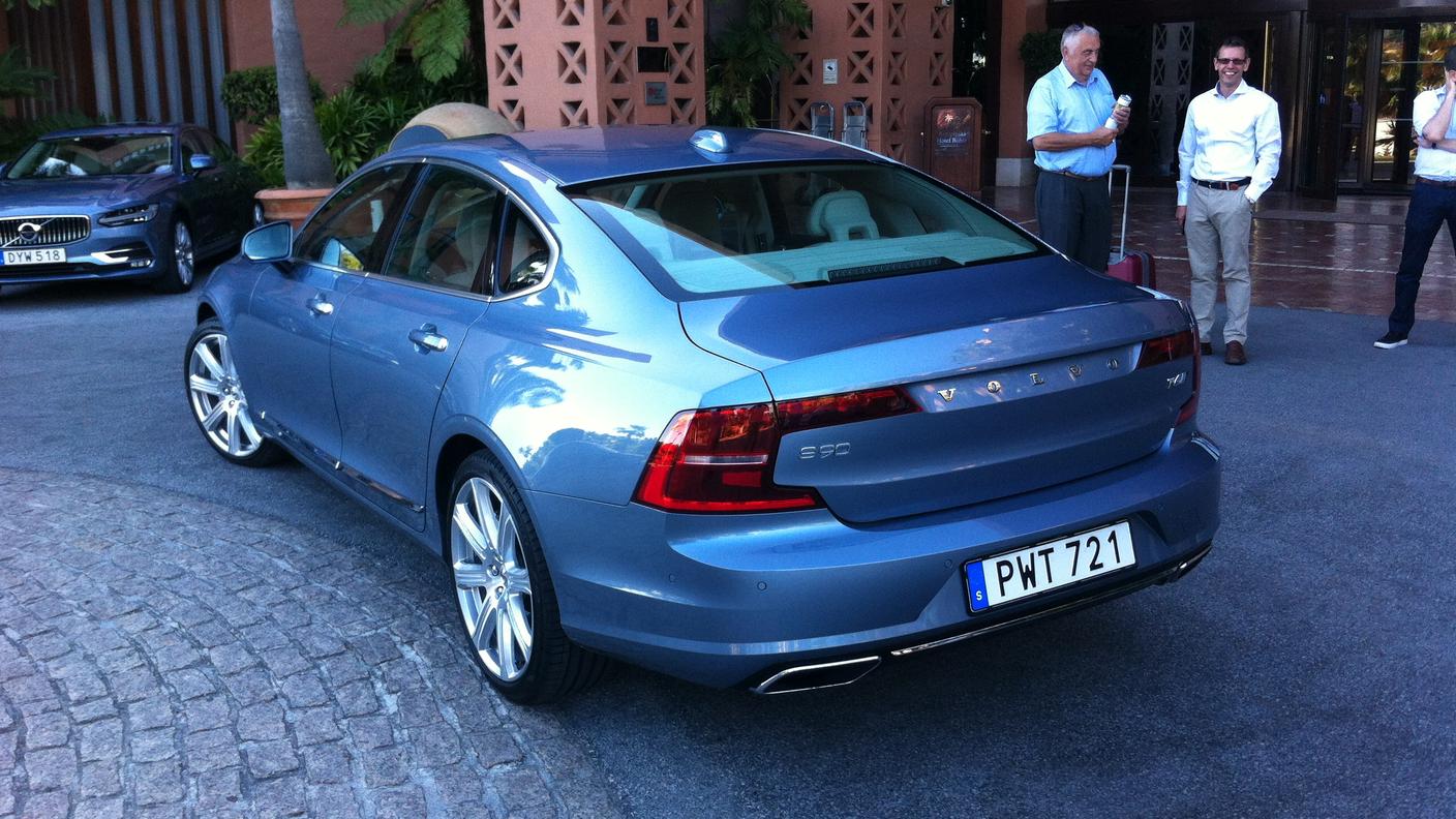 Volvo S90