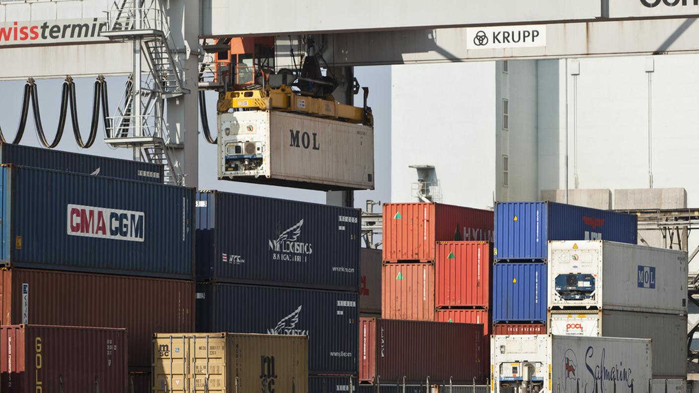 L'export torna ai livelli di prima dell'abbandono del cambio minimo tra euro e franco