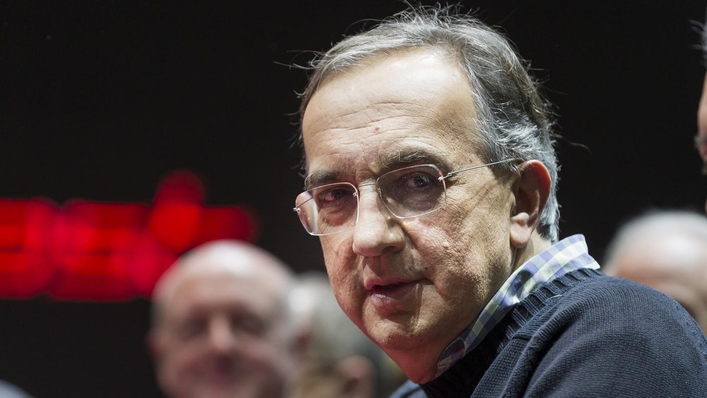 Per il momento FCA non "vende né si scinde"