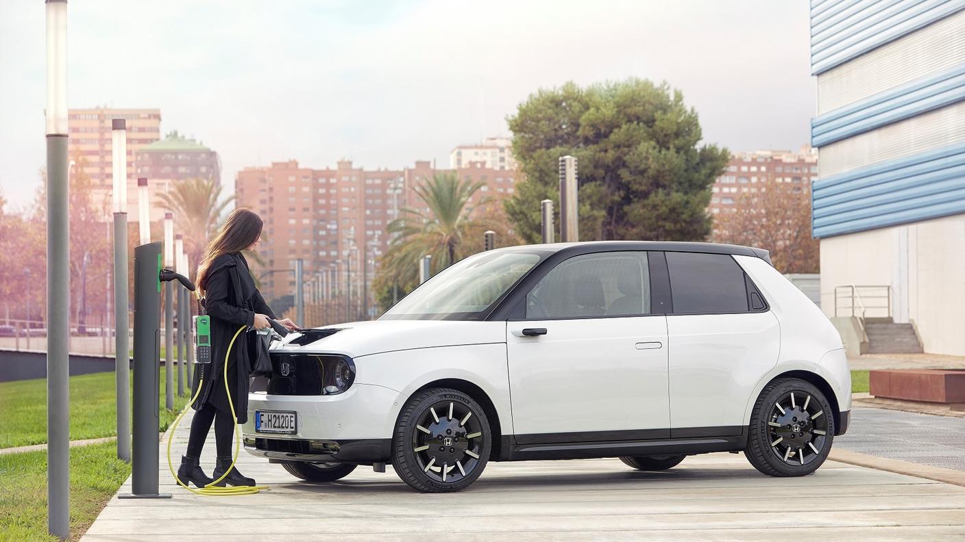 Le auto elettriche come hanno recuperato terreno in Svizzera ad aprile 2024