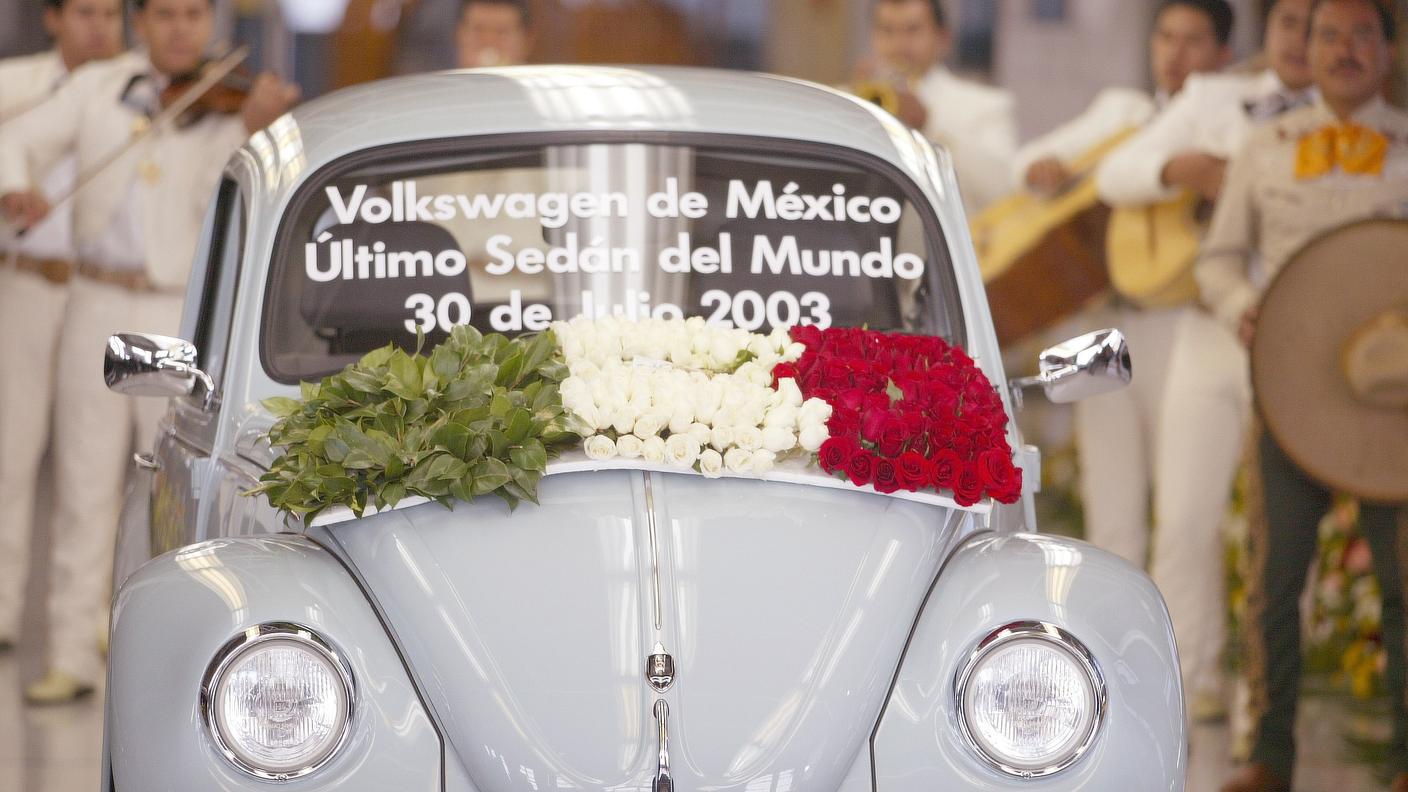 L'ultimo Maggiolino originale assemblato a Puebla, in Messico, nel 2003