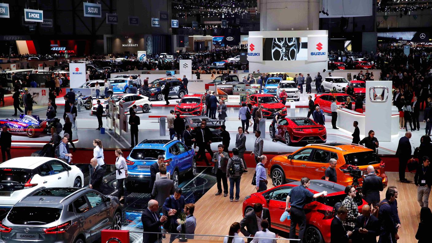 I saloni dell'auto come quello di Ginevra richiamano sempre centinaia di migliaia di visitatori