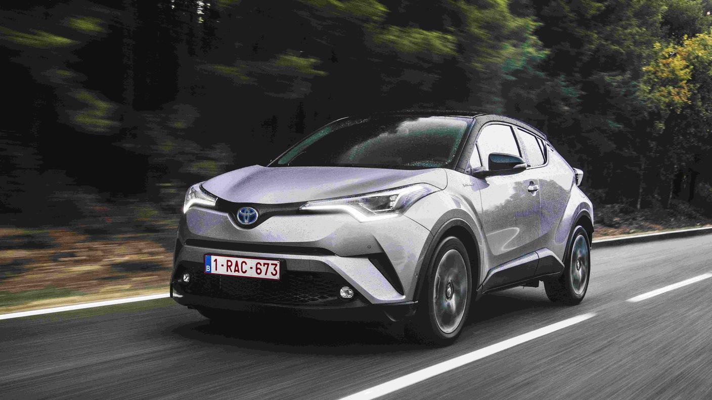 In Svizzera continua l'espansione delle auto a trazione ibrida come la Toyota C-HR