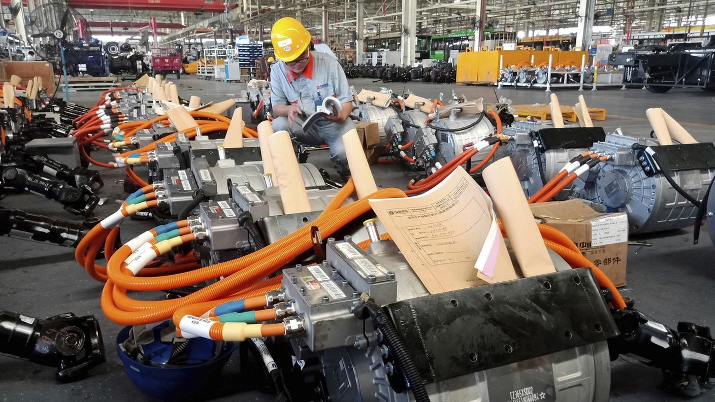 L'indice PMI manifatturiero è scivolato sotto la soglia di 50, segno di una fase di contrazione