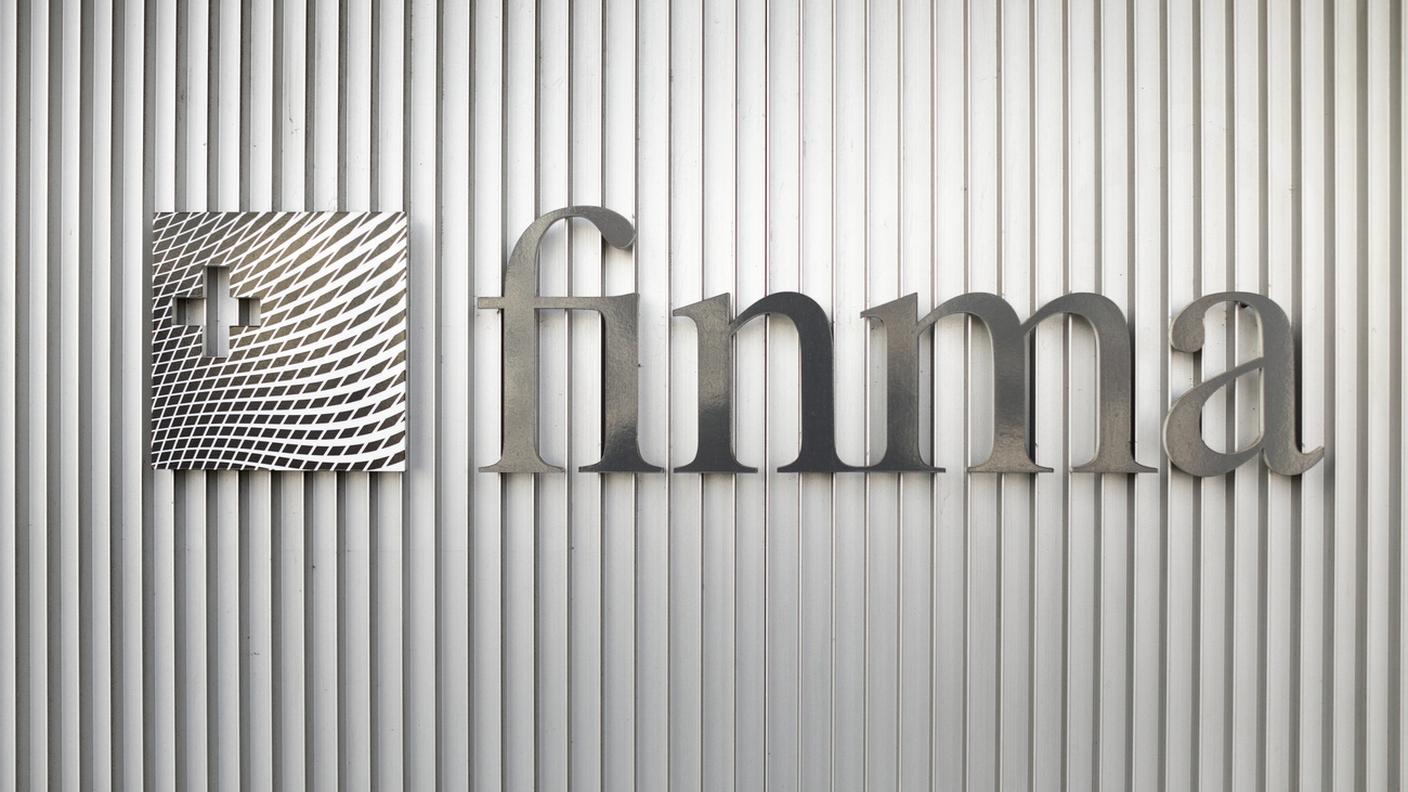 La FINMA torna alla carica sui pedinamenti di ex dirigenti del CS