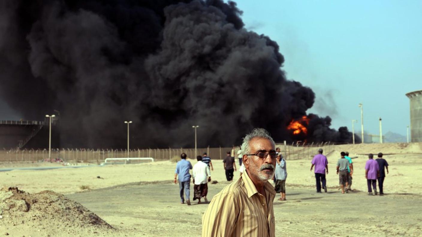 Bombe e missili contro Aden