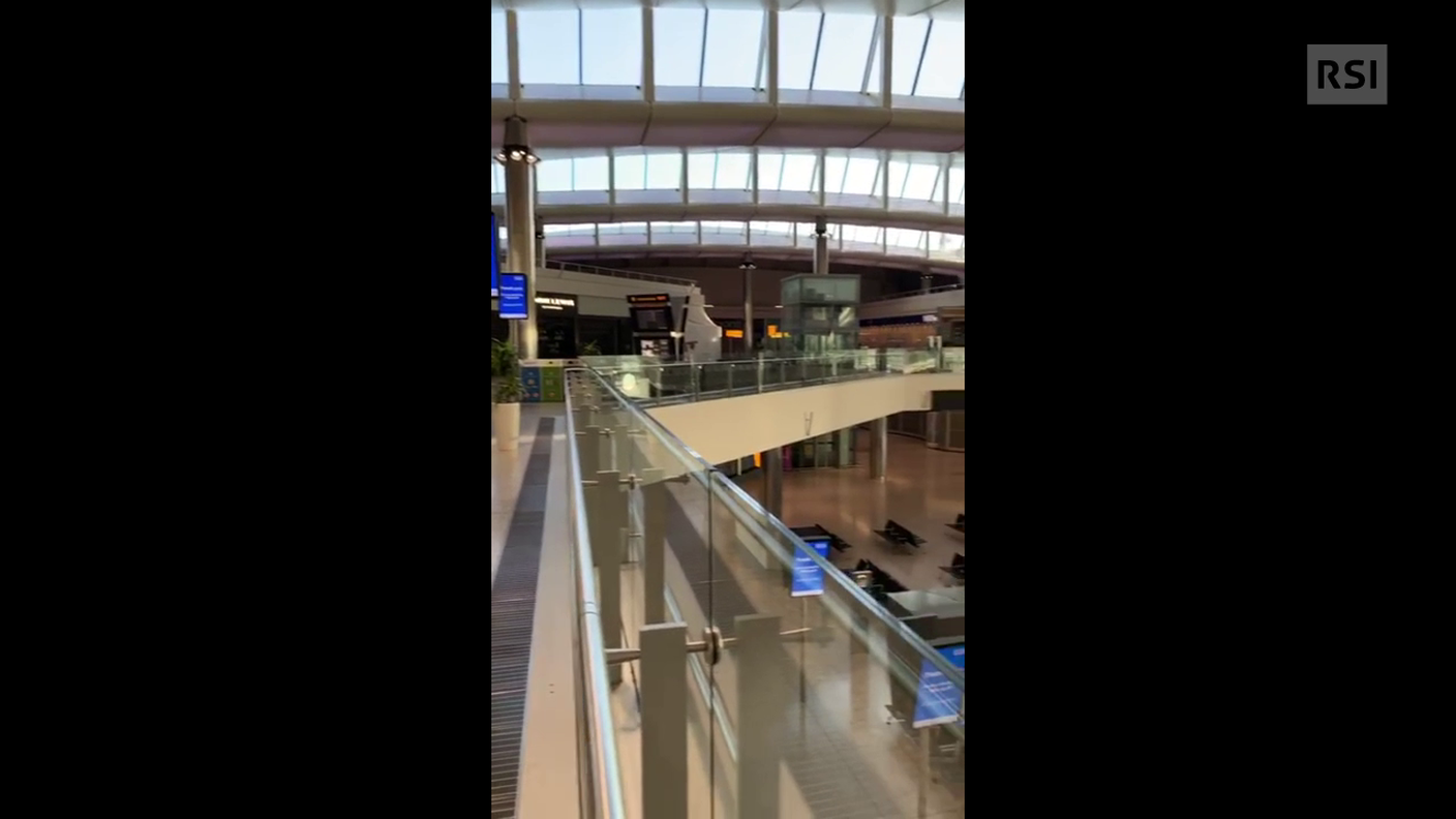 Il vuoto al Termina 2 di Heathrow