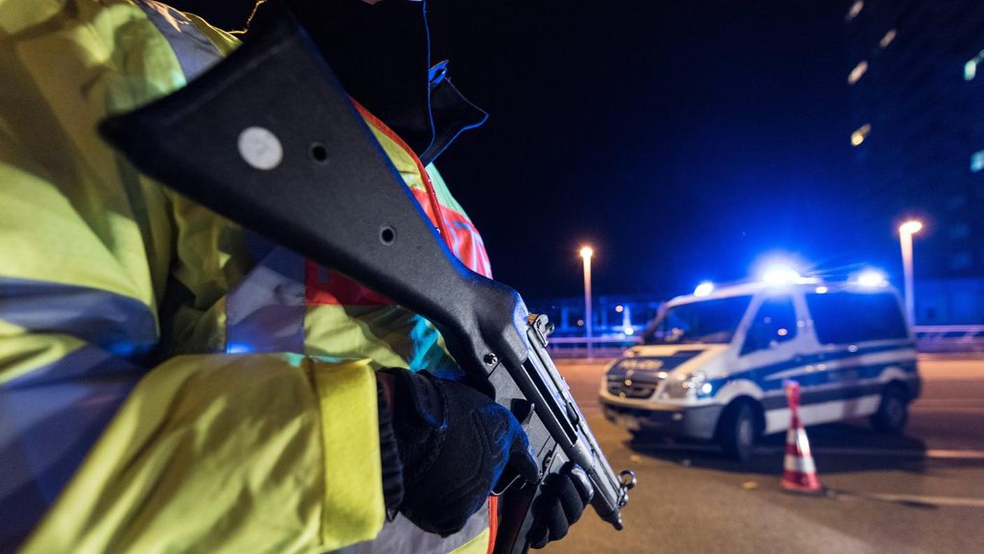 Posti di blocco al confine tra Francia e Germania