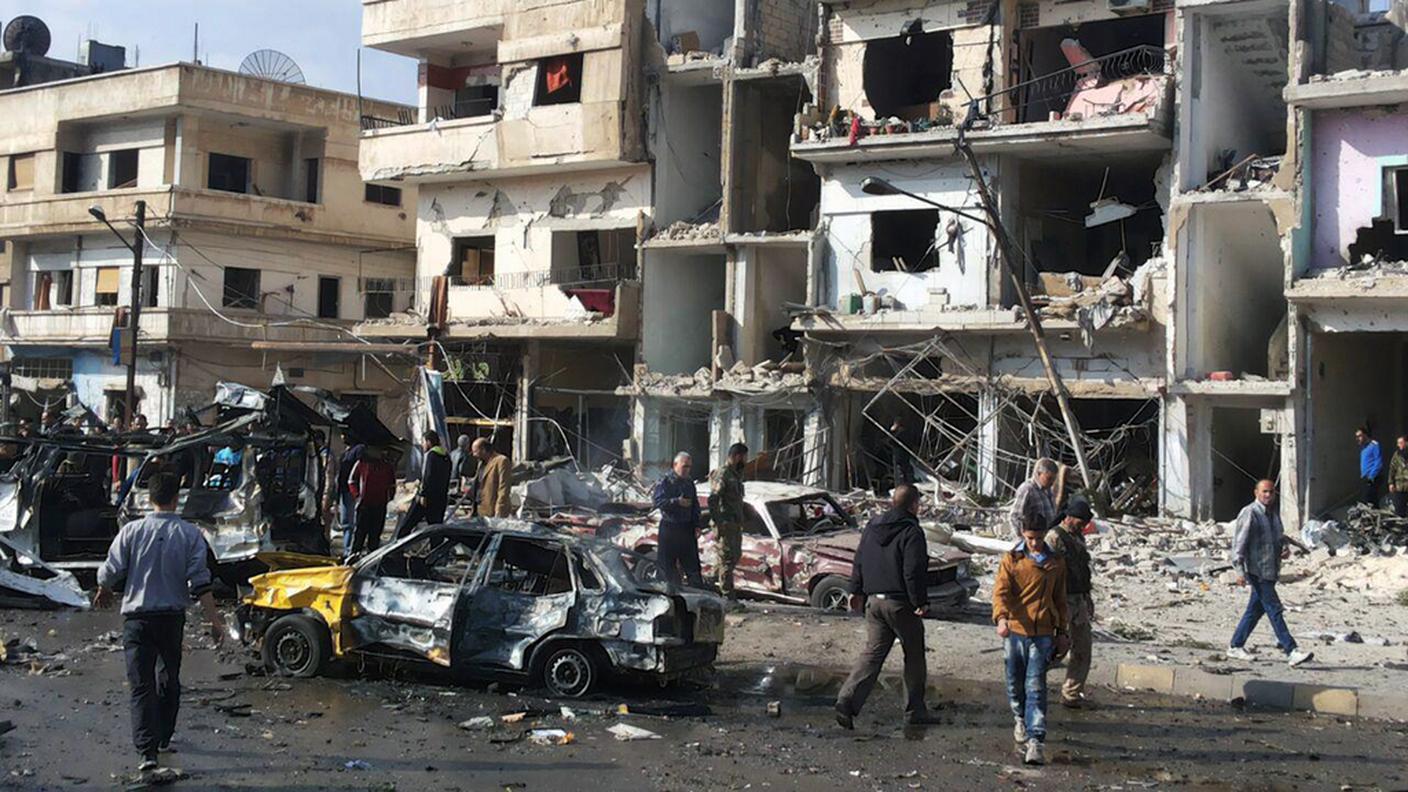 Il luogo di una delle esplosioni a Homs