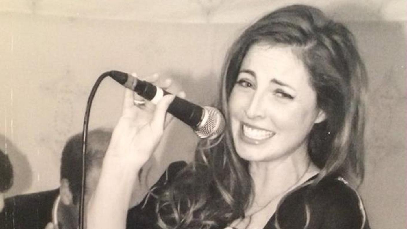 Una foto di Rose cantante tratta dal suo profilo Facebook
