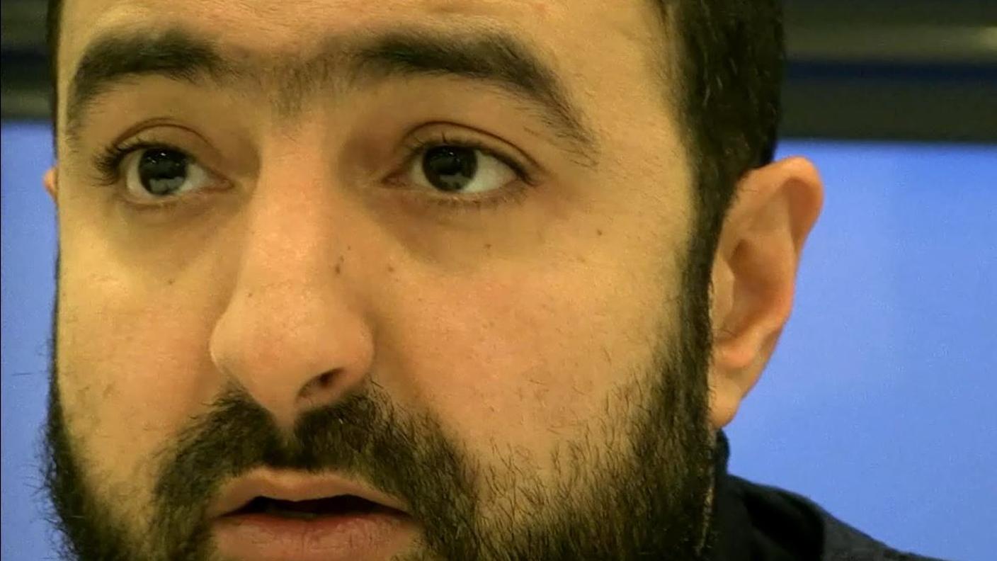 Halim, nato a Parigi, origini tunisine. Sospettato di terrorismo. Ora "cittadino normale"
