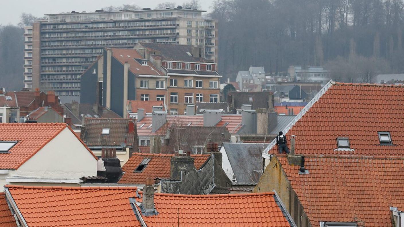 Operazione anti terrorismo nel quartiere di Forest a Bruxelles