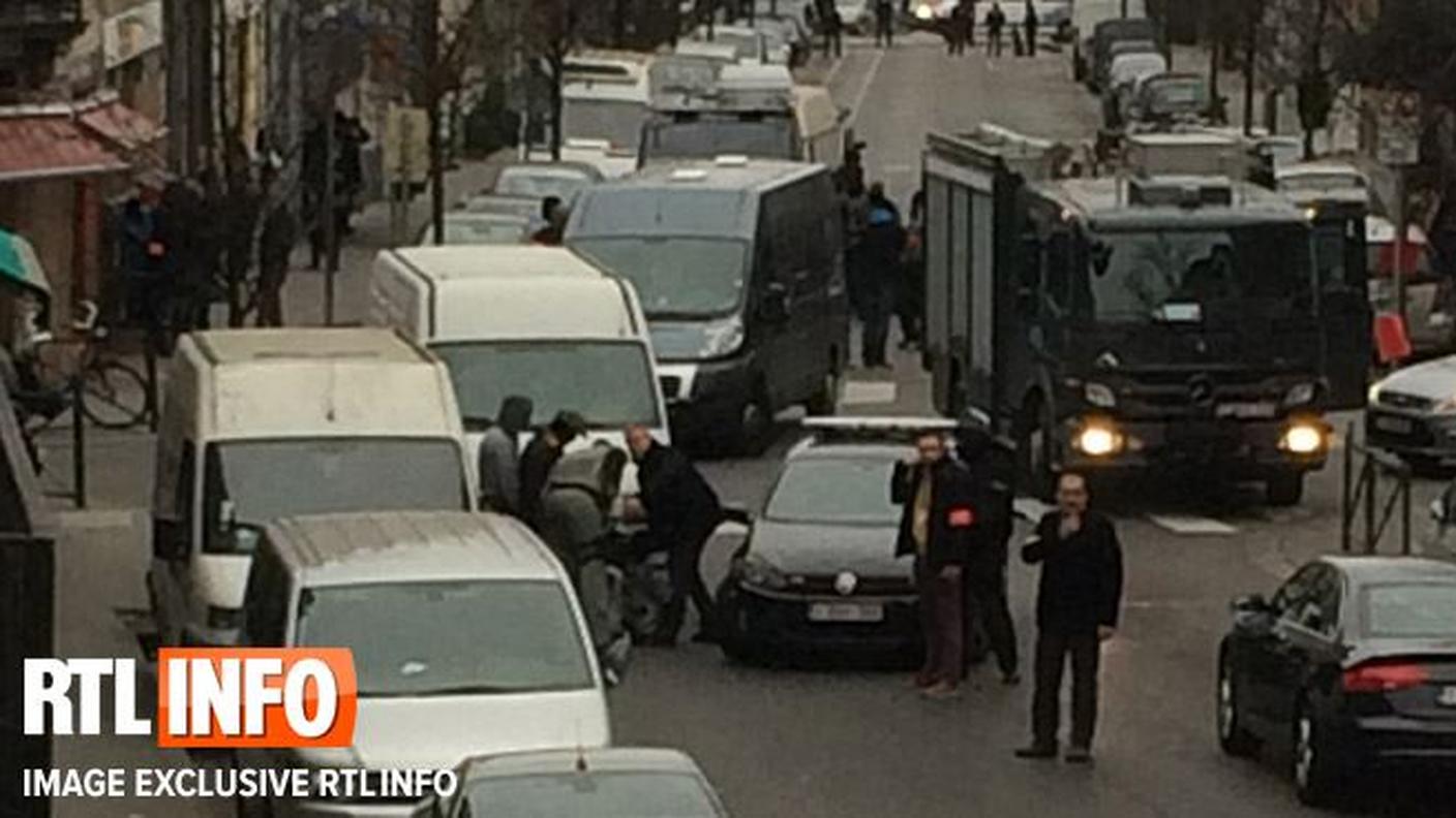 L'unica immagine dell'arresto è stata diffusa da RTL INFO (rtl.be)