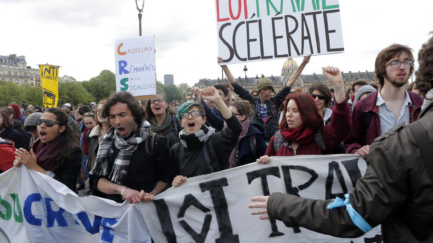 Parigi vieta la manifestazione prevista giovedì