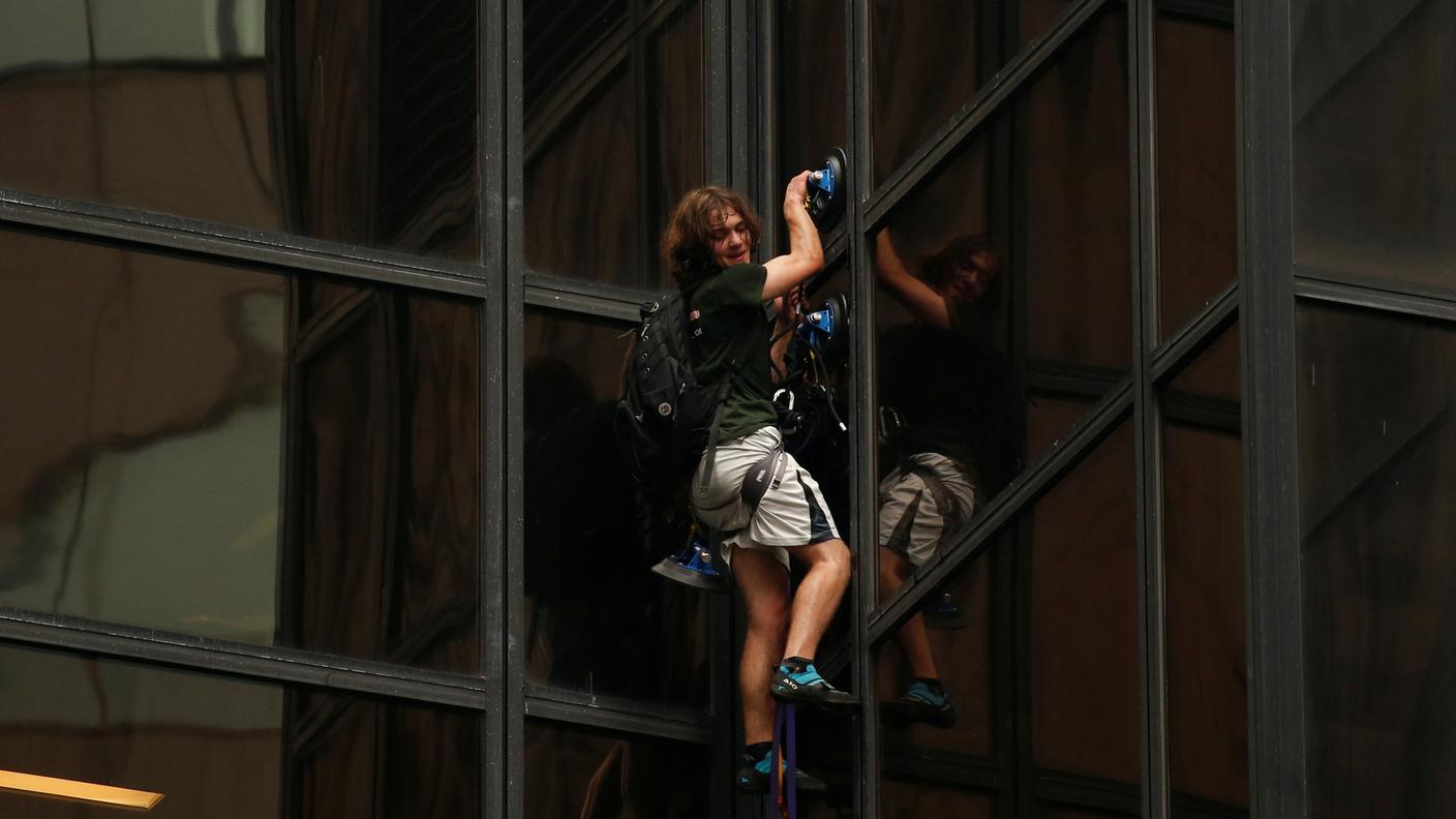 Lo scalatore in azione