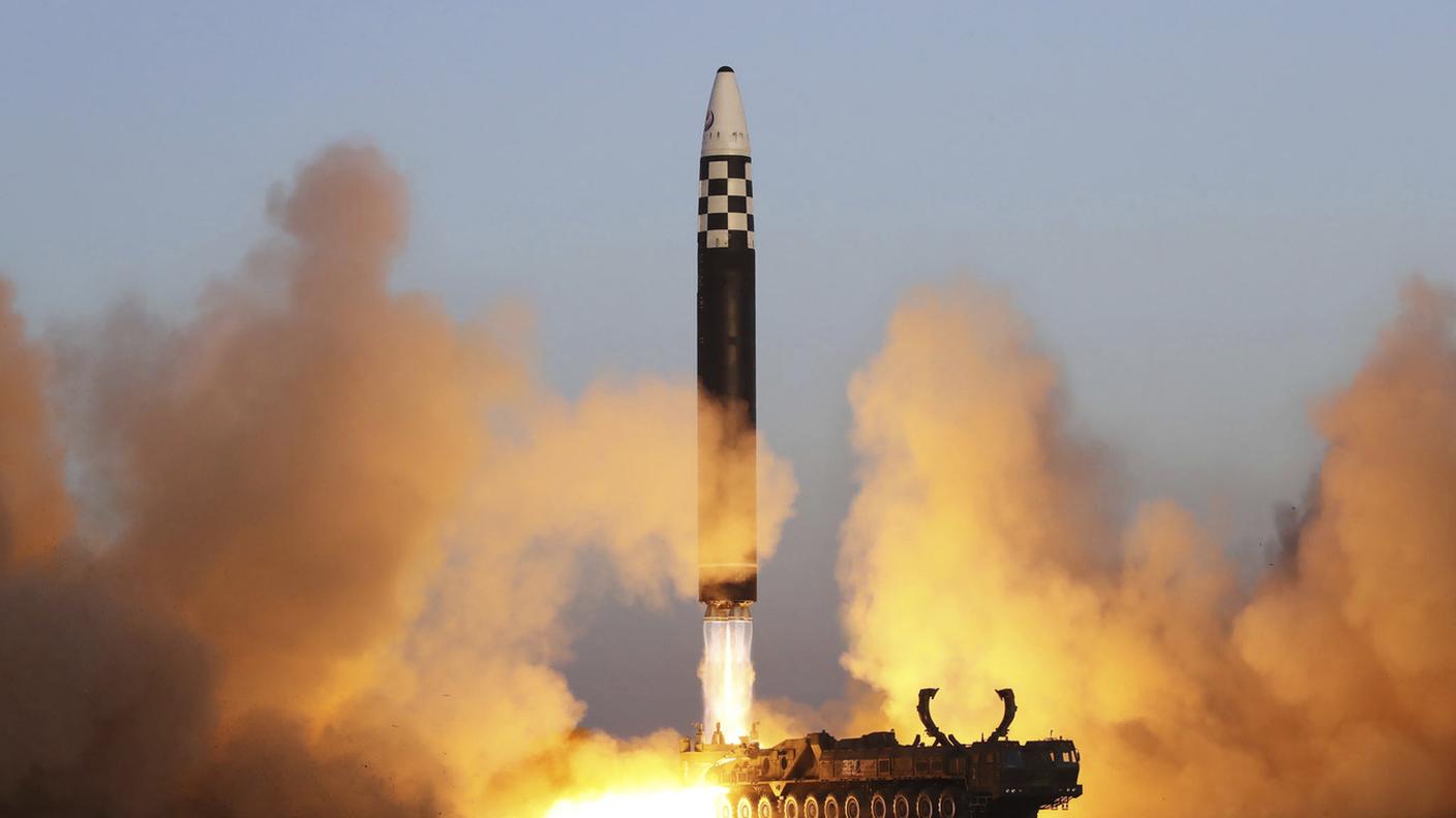 Ennesimo lancio di missili dalla Corea del Nord