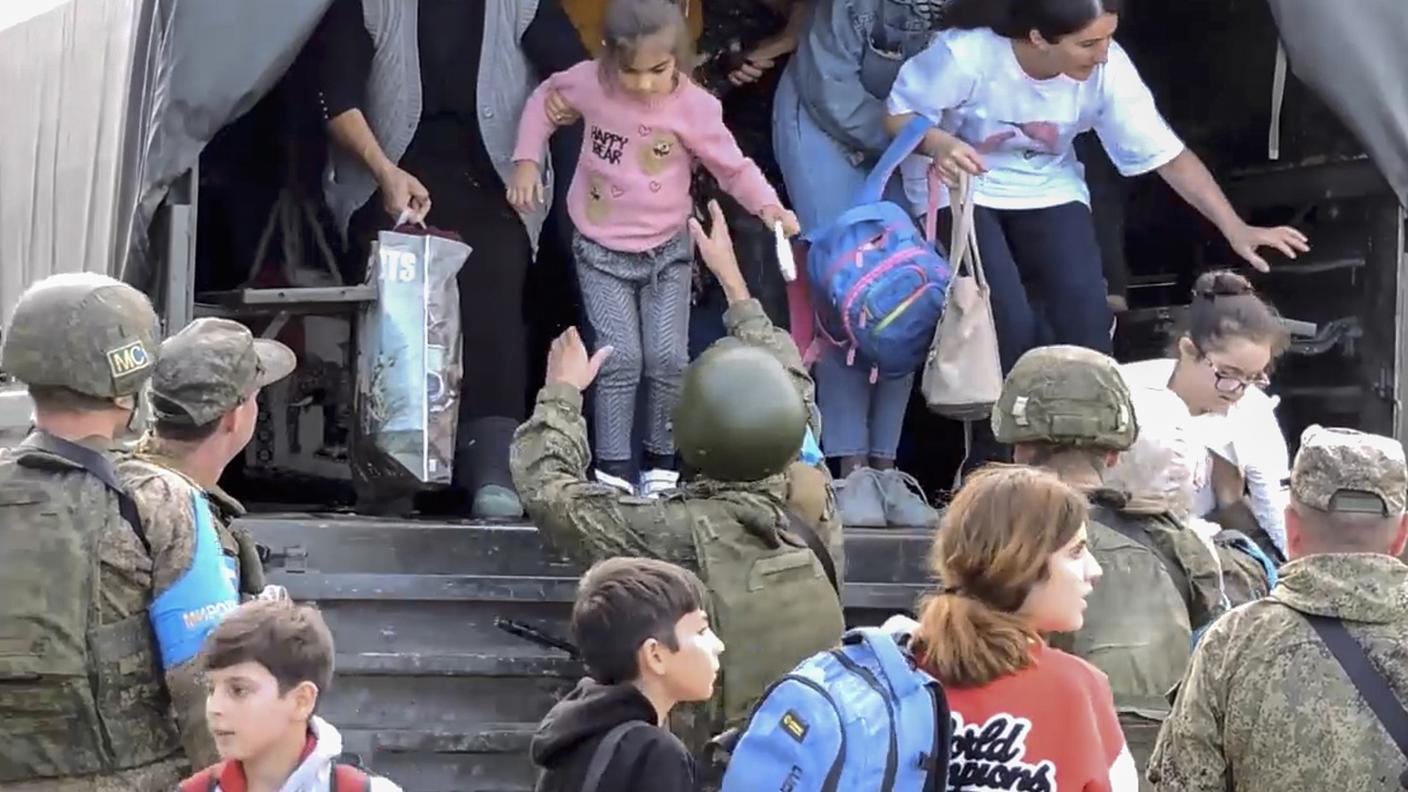 I peacekeeper russi hanno sfollato più di 5'000 persone