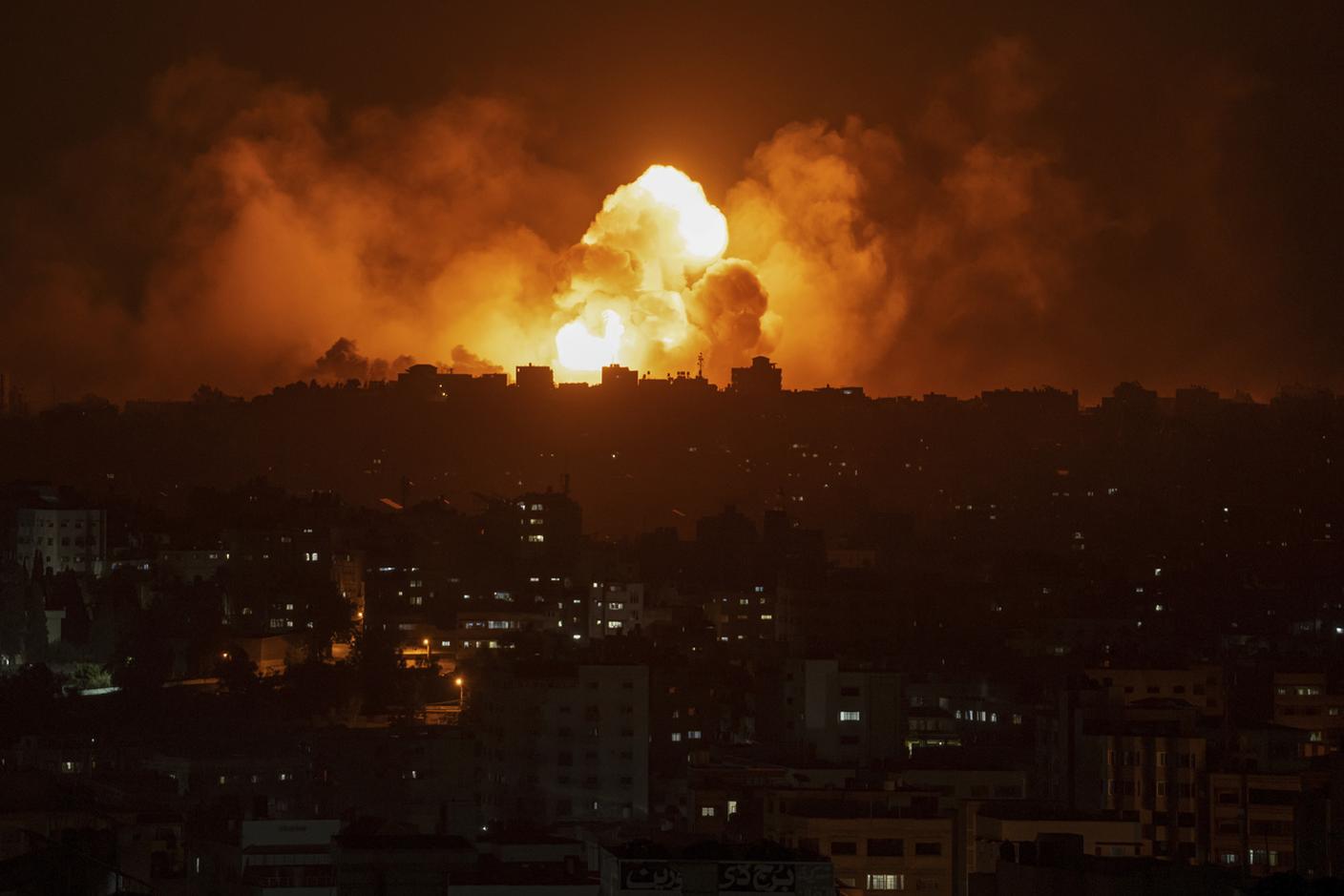 Bombardamento israeliano su Gaza, dopo gli attacchi di Hamas in Israele (8 ottobre 2023)