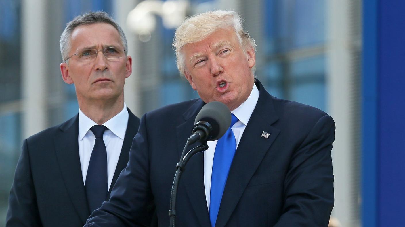 Sul pulpito con il segretario generale Jens Stoltenberg