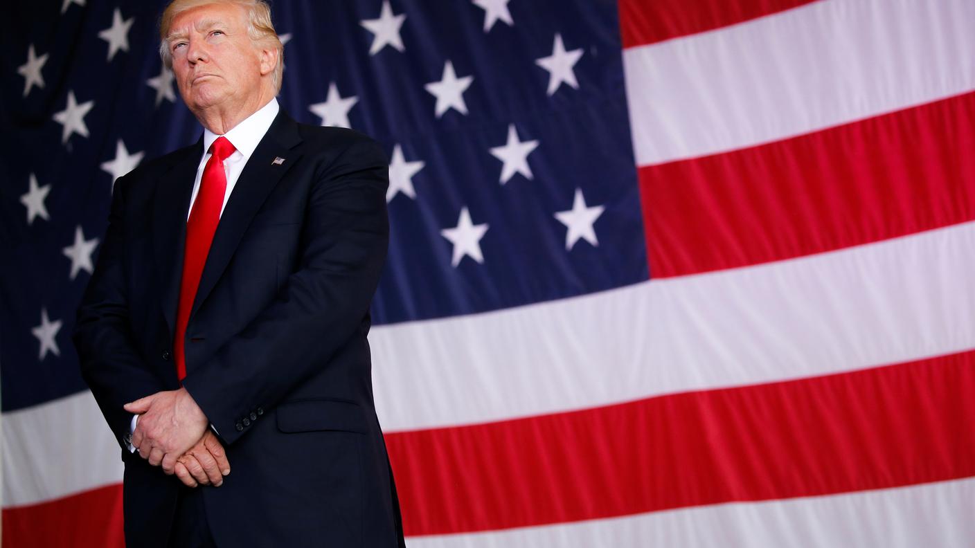 Il suo slogan: "MAKE AMERICA GREAT AGAIN!"