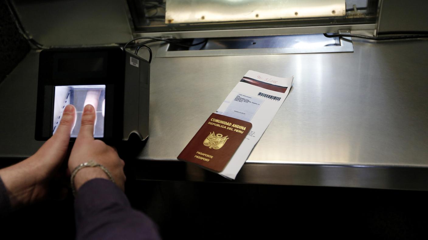 Sempre più difficile l'iter per ottenere un visto d'ingresso in America