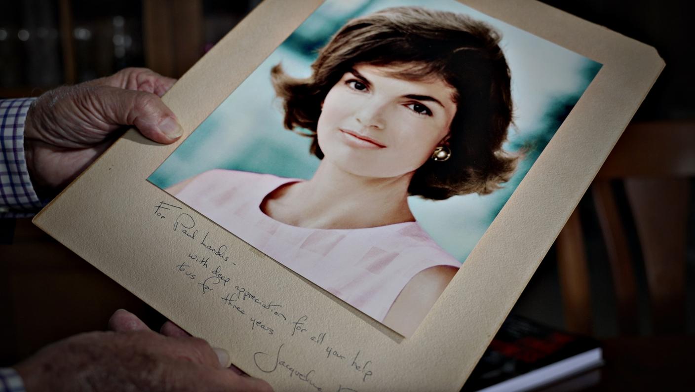 La dedica di Jackie Kennedy: “Grazie per l’aiuto a tutti noi in questi tre anni"