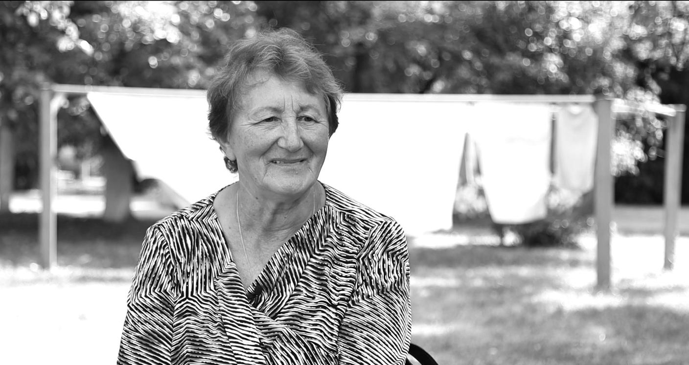 Emilia Zacherinska, 69 anni, nonna di Anton. Dopo la morte del marito, ha bruciato il suo passaporto russo. Ora vive nell'ovest dell'Ucraina