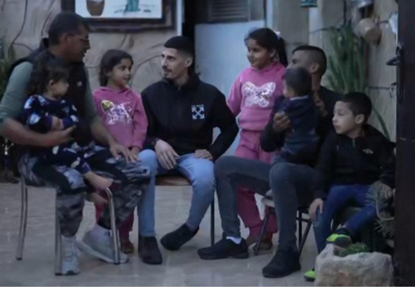 Insieme alla sua famiglia