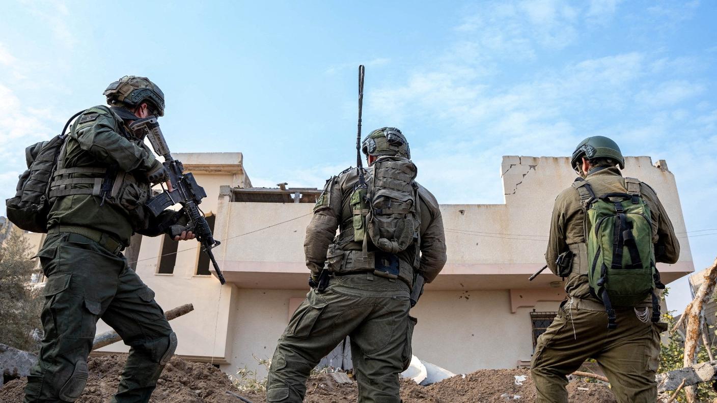 Soldati israeliani in azione nella Striscia di Gaza