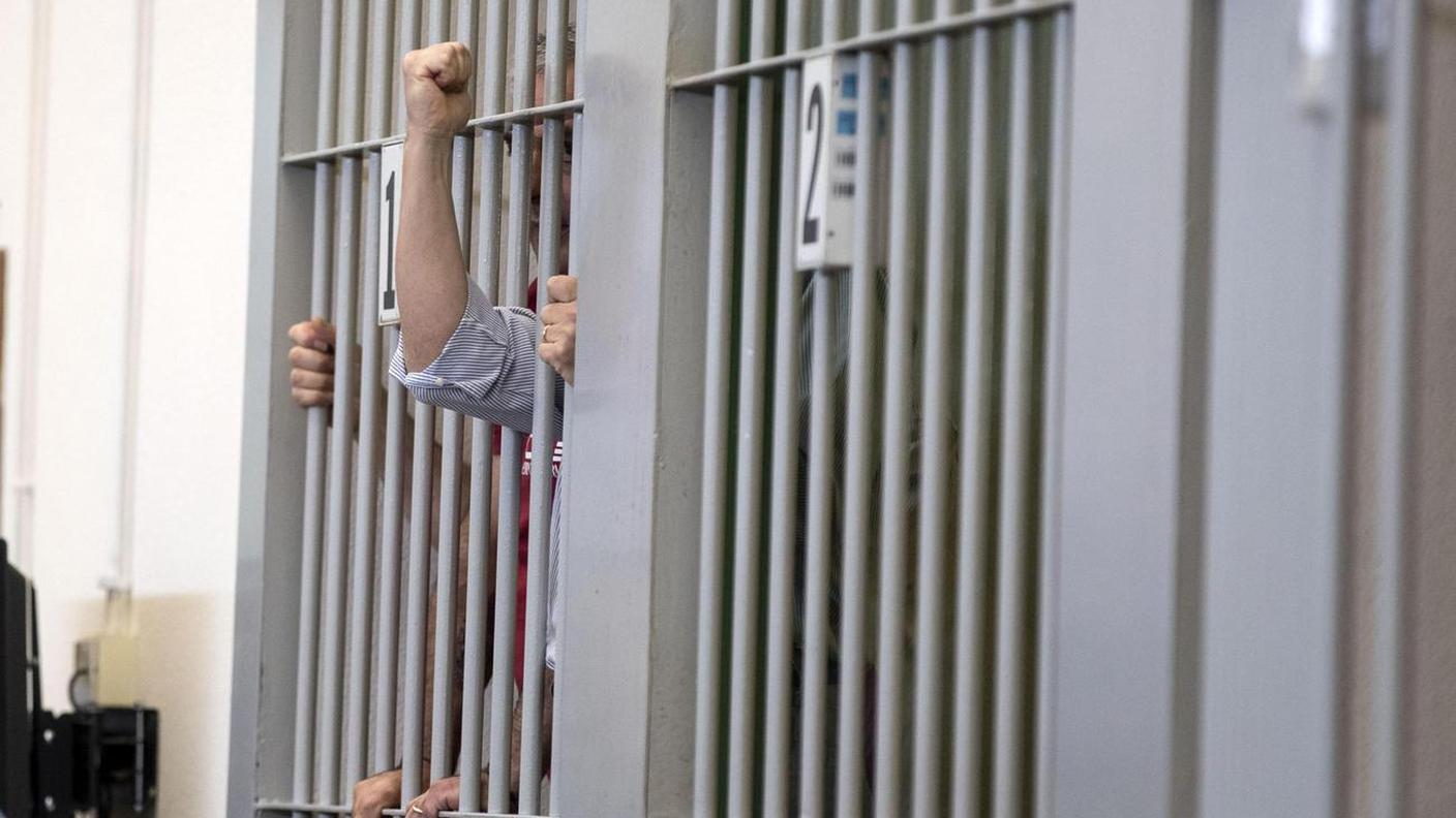 Due esponenti in carcere