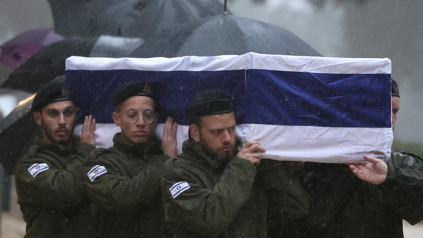 Negli ultimi giorni è salito a oltre 200 il numero dei soldati d'Israele morti nella sola Striscia di Gaza durante le operazioni