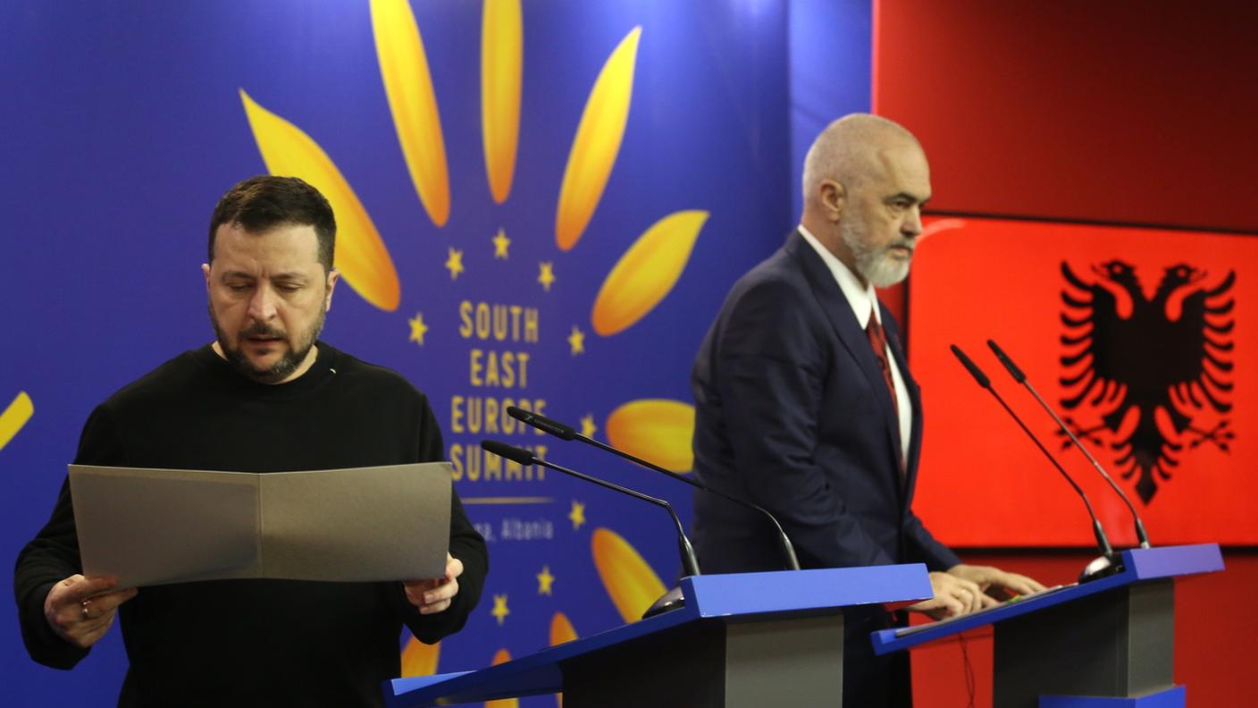 Il presidente ucraino Zelensky e il premier albanese Rama al vertice degli Stati dell’Europa sud-orientale, a Tirana