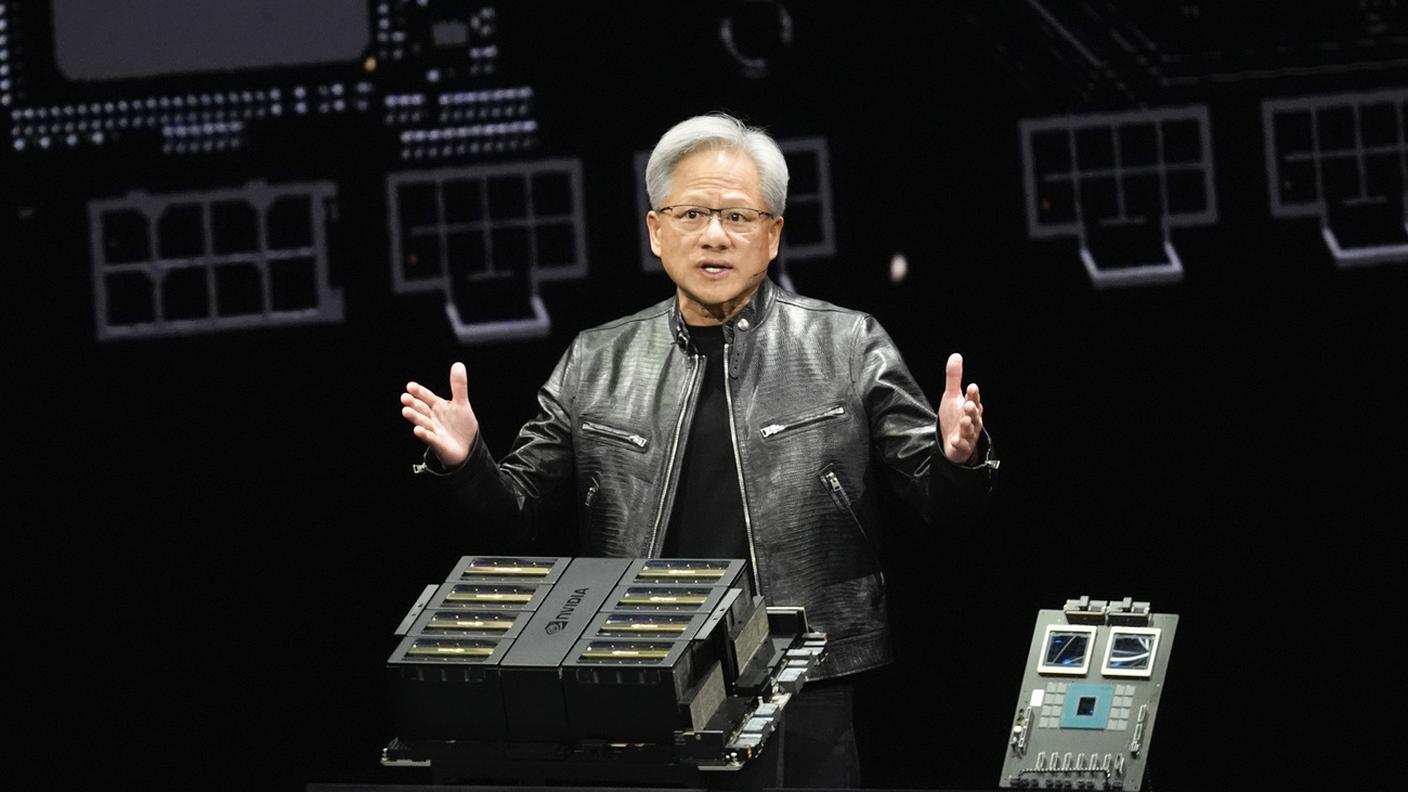 Il Ceo di Nvidia Jensen Huang durante la presentazione a San Jose