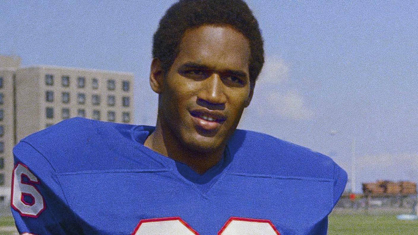 Simpson con la maglia dei Bills, la squadra per cui giocò durante gran parte della sua carriera