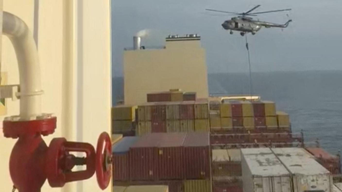 L'intervento iraniano vicino allo Stretto di Hormuz compiuto con gli elicotteri 