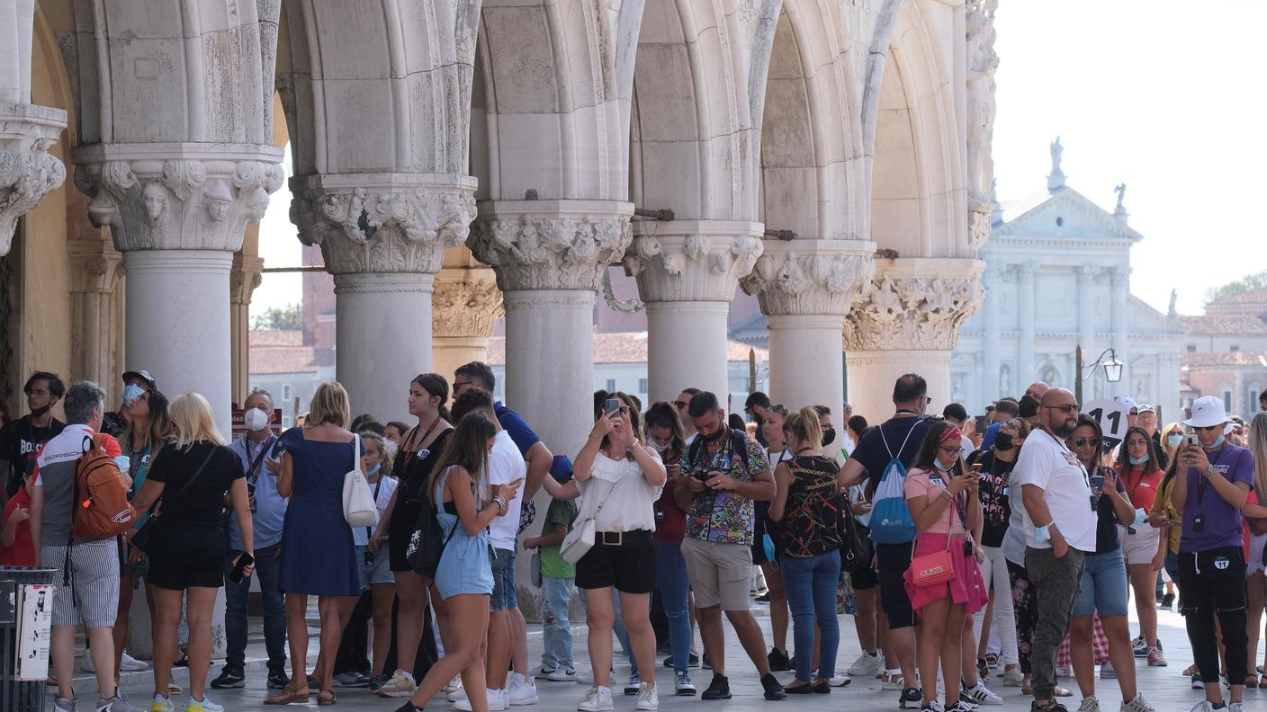 Turisti in Piazza San Marco 
