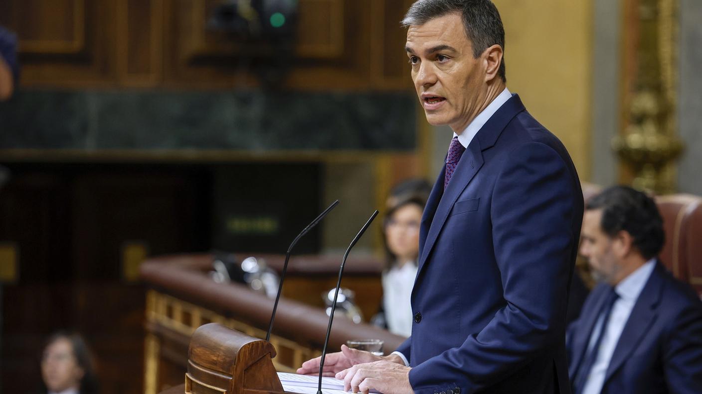 Pedro Sanchez ha dato l'annuncio in Parlamento